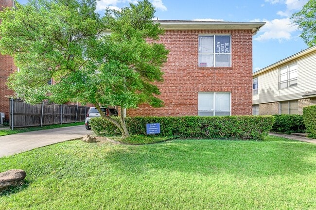 Building Photo - 3329 Rosedale Ave