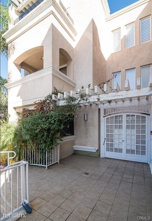 Primary Photo - 2 br, 2 bath Condo - 602 S Wilton Pl Apt 206