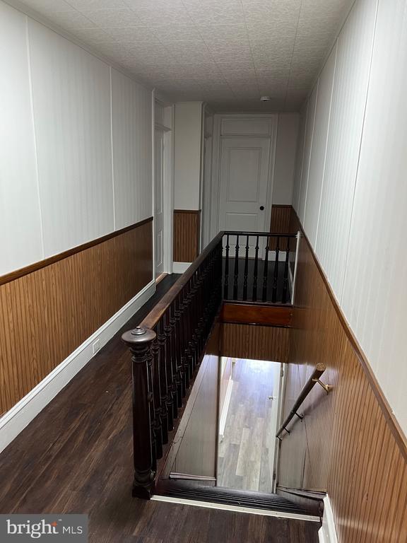 Foto del edificio - 533 E Market St