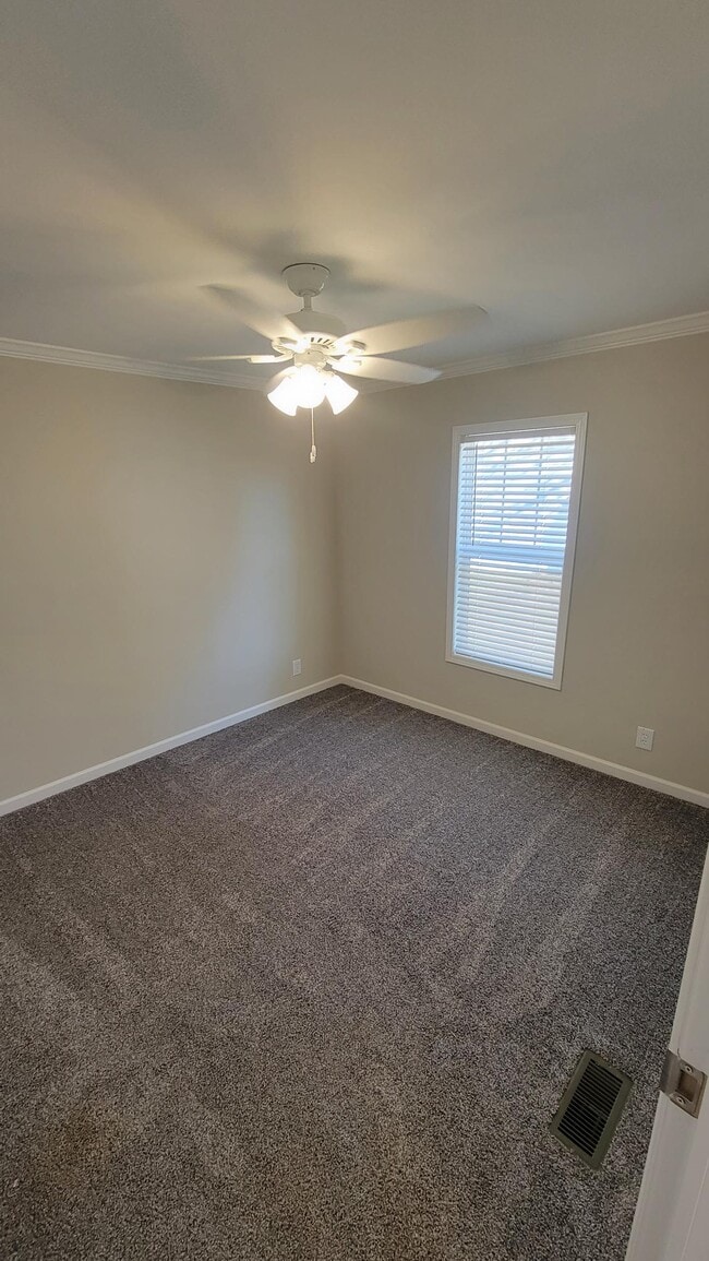 Building Photo - 154 Sugar Maple Dr