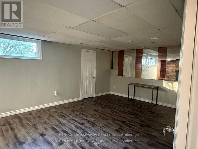 Building Photo - 113 Confederation Dr