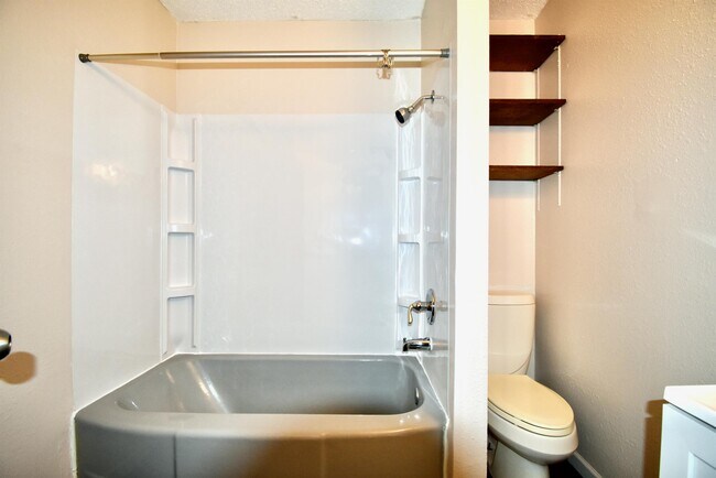 Foto del edificio - 803 8th St N