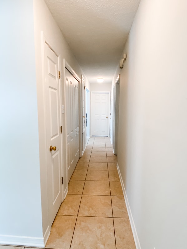 Foto del edificio - 405 Belle Chase Ct S