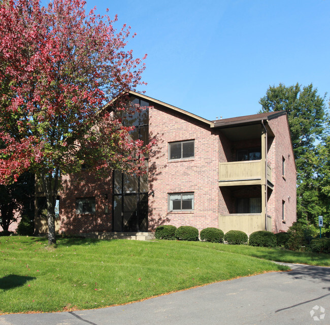 Building Photo - Woodhill Apartments