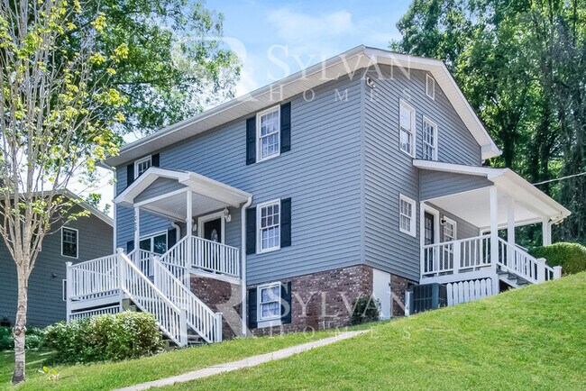Foto del edificio - Live the good life in this 3 BR, 2.5 BA home