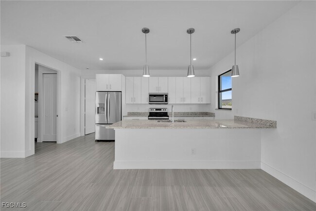 Foto del edificio - 1908 NW 24th Ave