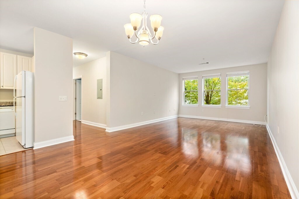 3 Harvest Dr Unit 102, North Andover, MA 01845 Condo for Rent in