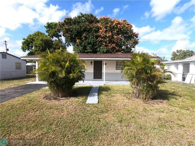Foto del edificio - 3121 NW 4th Pl