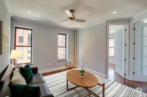Photo - 334 E 6th St Apartment