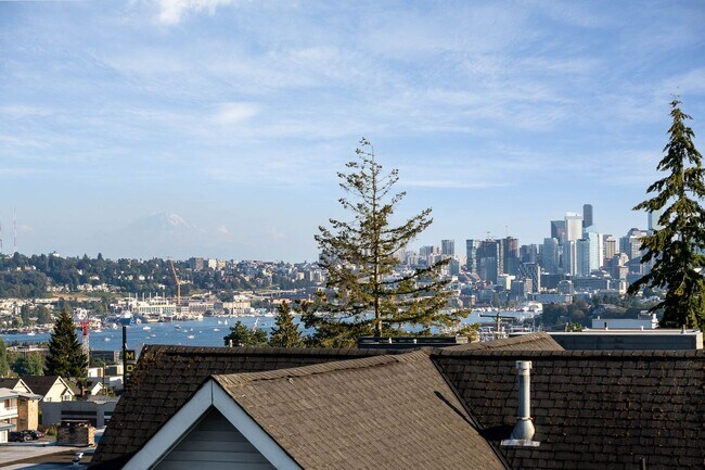 Foto del edificio - 3bd/1.75ba Seattle Townhome