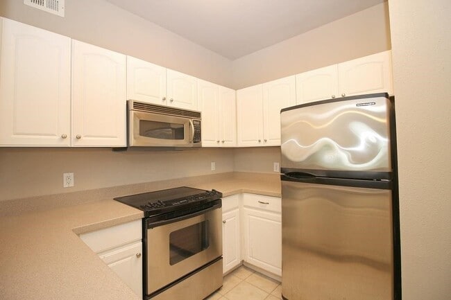 Building Photo - 1330 Old Spanish Trl