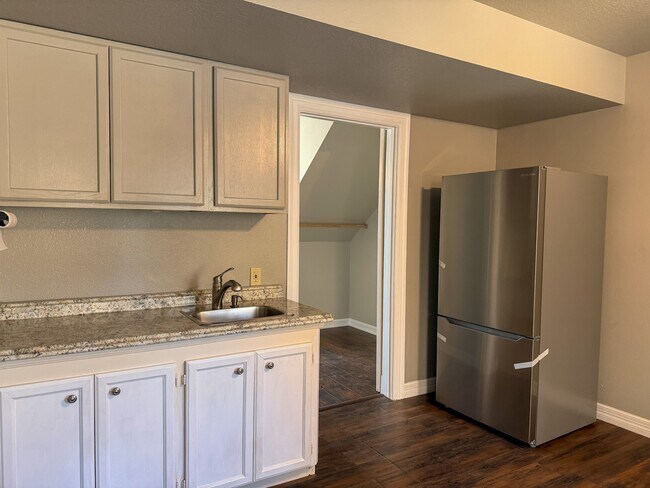 Building Photo - 24527 Appian Ridge