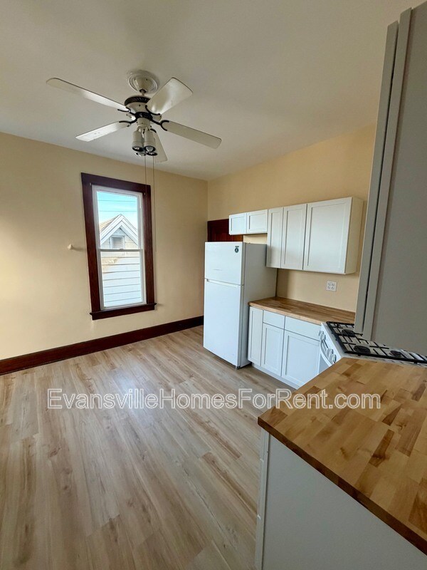 Foto del edificio - 504 Casselberry Ave