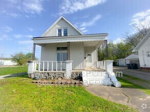 Building Photo - 412 E Riverside Dr