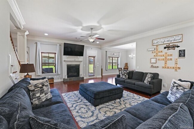 Building Photo - 1421 Tullahoma Dr