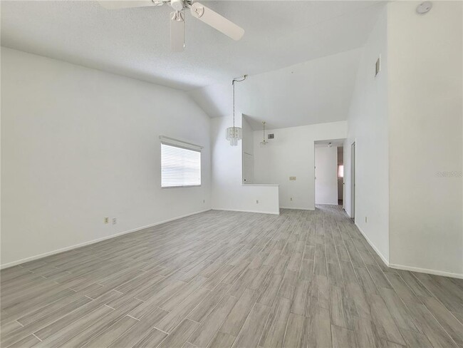 Building Photo - 1033 Wentworth Ct
