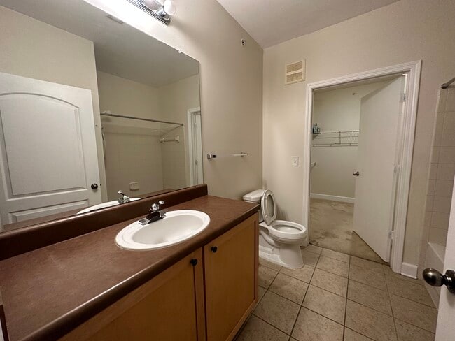 Building Photo - 6440 Borasco Dr