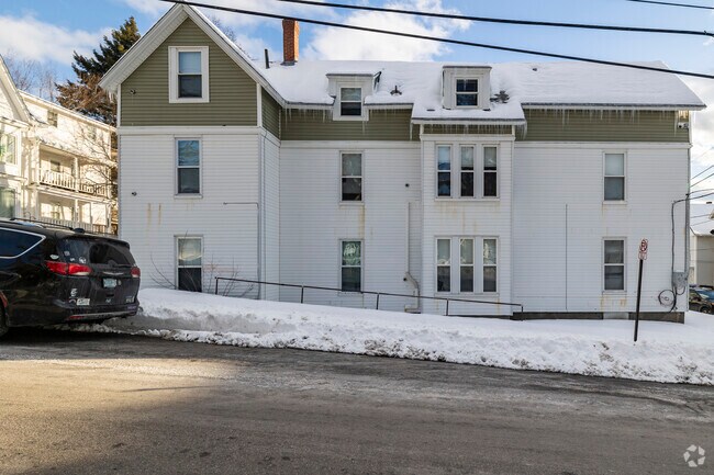 Alternate View - 81 Ashland St