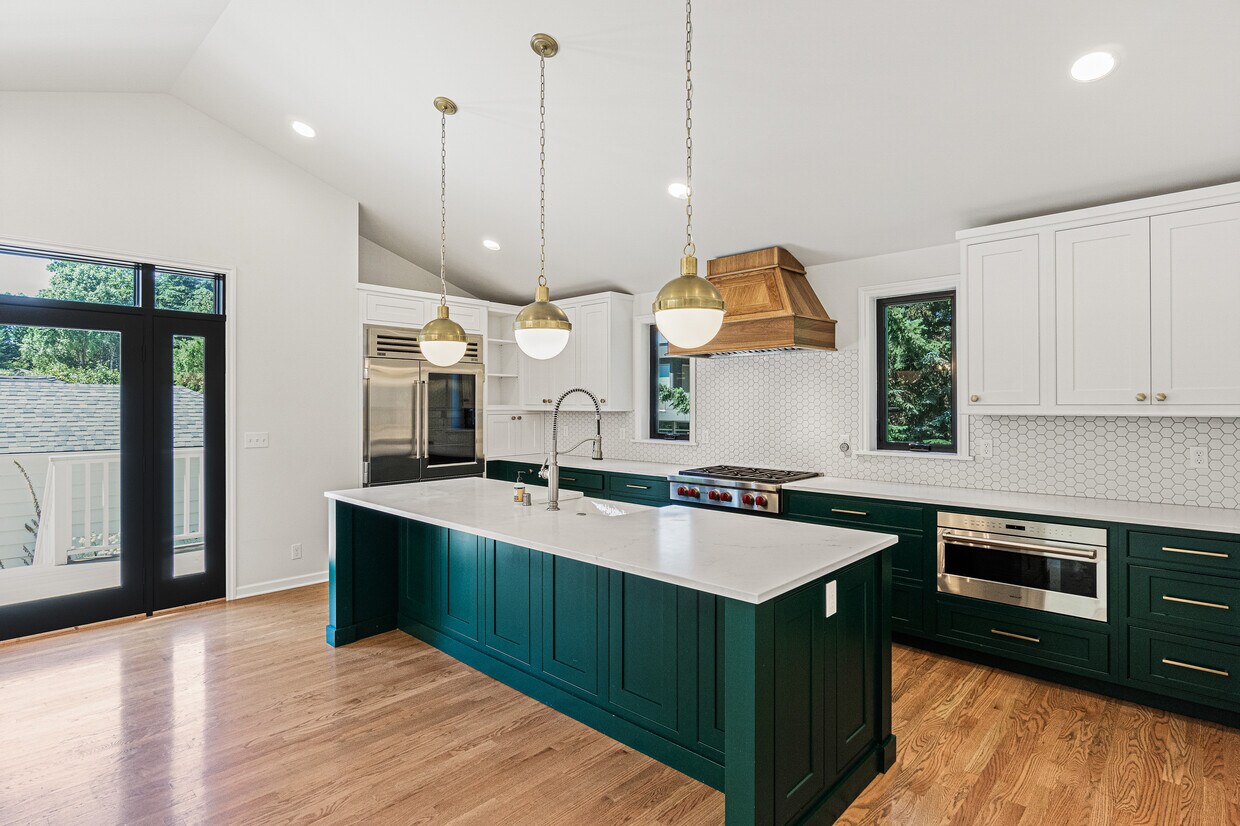 Foto principal - 3238 NE 94th St