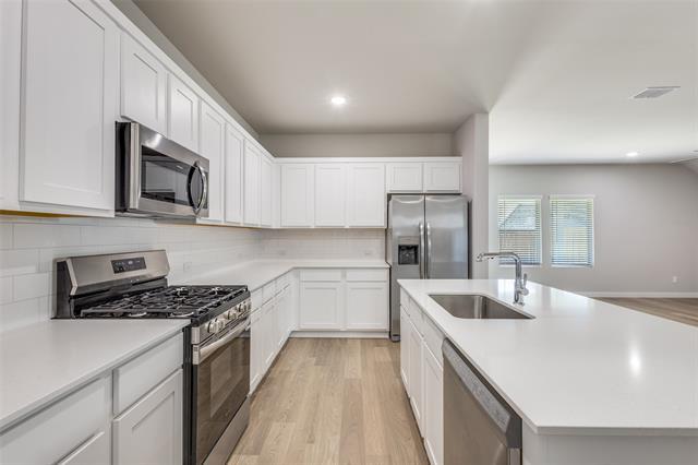 Foto del edificio - 601 Whispering Winds Trl