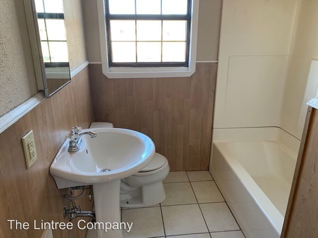 Foto del edificio - 3 br, 1 bath House - 1620 Sunnyside