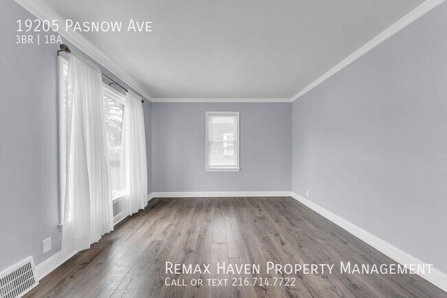 Foto del edificio - 19205 Pasnow Ave