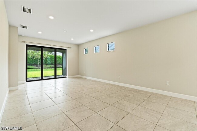 Foto del edificio - 2244 Yellowfin Cir