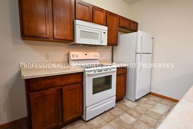 Building Photo - 218 Wolfe St