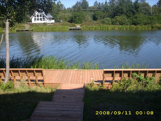Foto del edificio - 978 Point Brown Ave SE