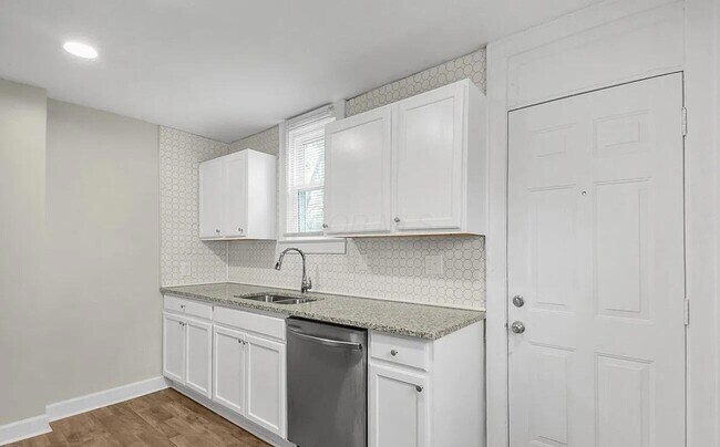 Foto del edificio - 1701 Kent St