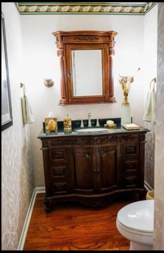 Foto del edificio - 3945 Oak St