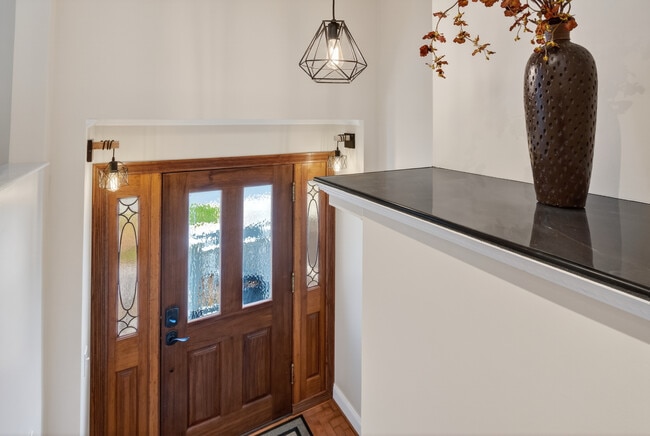 Photo - 19204 Saint Johnsbury Ln House