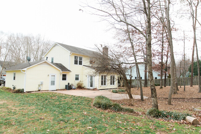 Building Photo - 6726 River Hills Drive