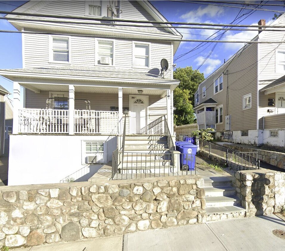 Primary Photo - 227 Ely Ave