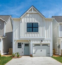 Building Photo - 4170 Prentice St