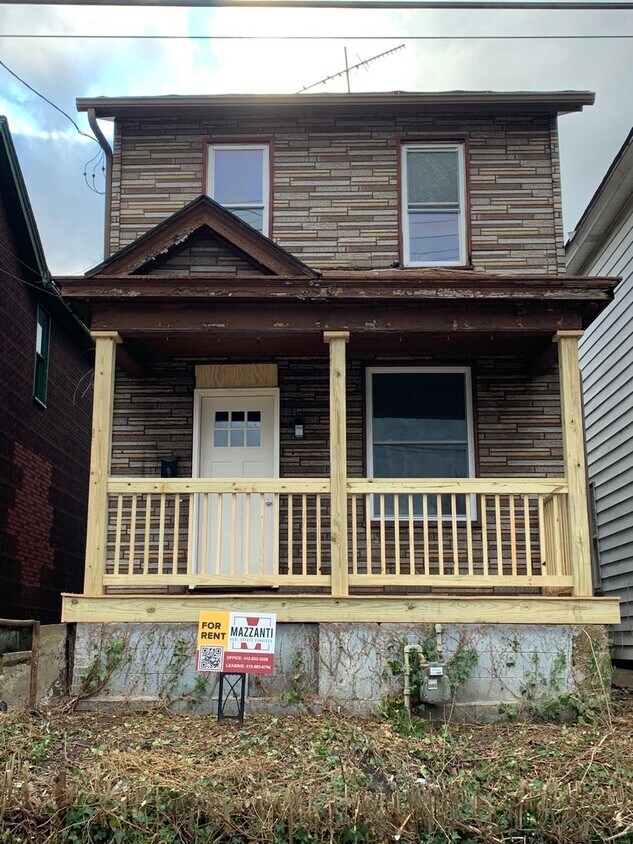 Foto principal - Remodeled 2 Bedroom, 1 Bathroom House