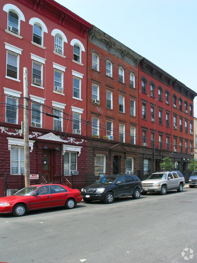 Foto del edificio - 420 E 148th St