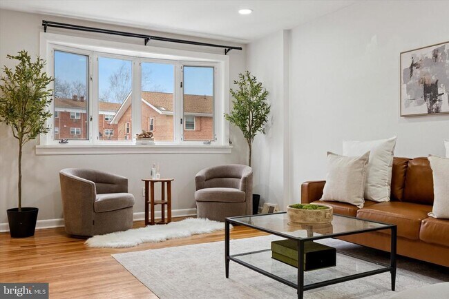 Foto del edificio - 228 Rock St