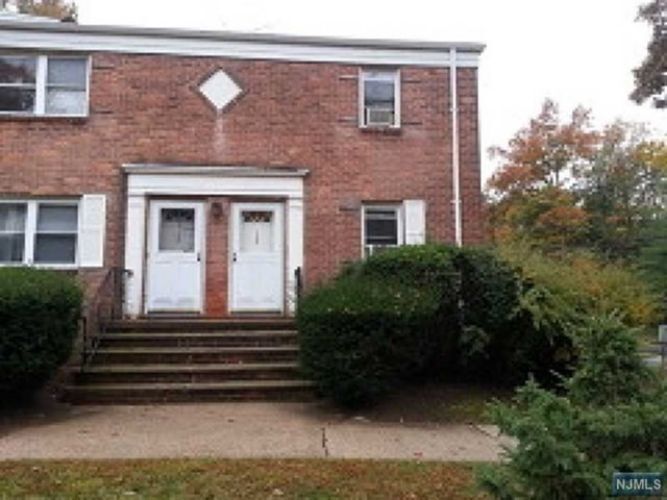 Primary Photo - 180 Central Ave