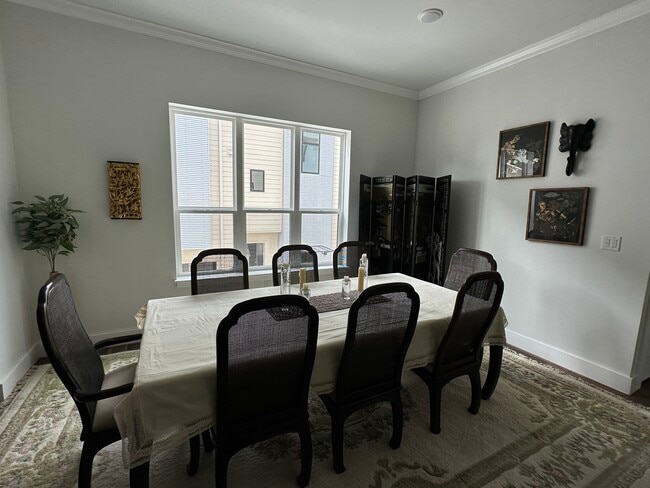 Dining Area - 2601 SW Williston Rd