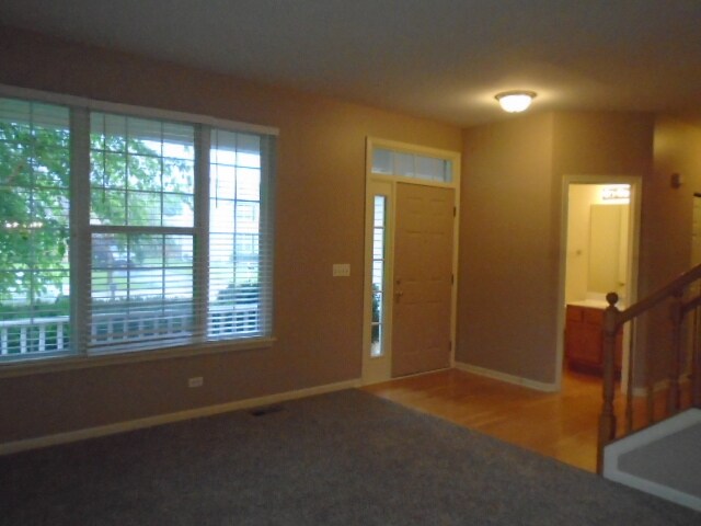Building Photo - 528 Sandpiper Dr