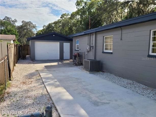 Building Photo - 3 br, 2 bath House - 2401 E Annie St