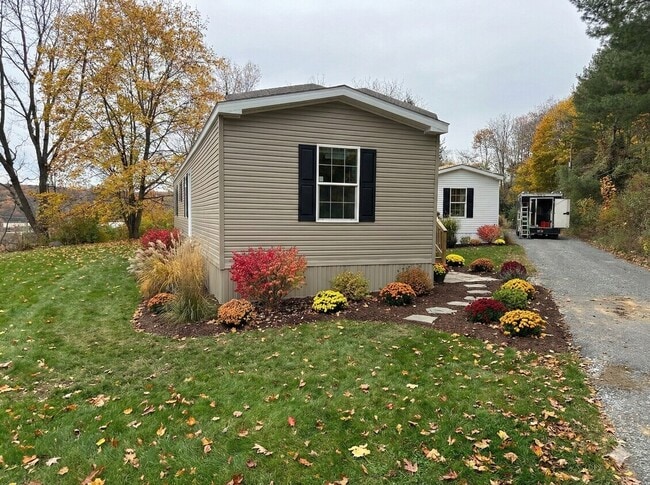 Building Photo - 7 Fidler Ct