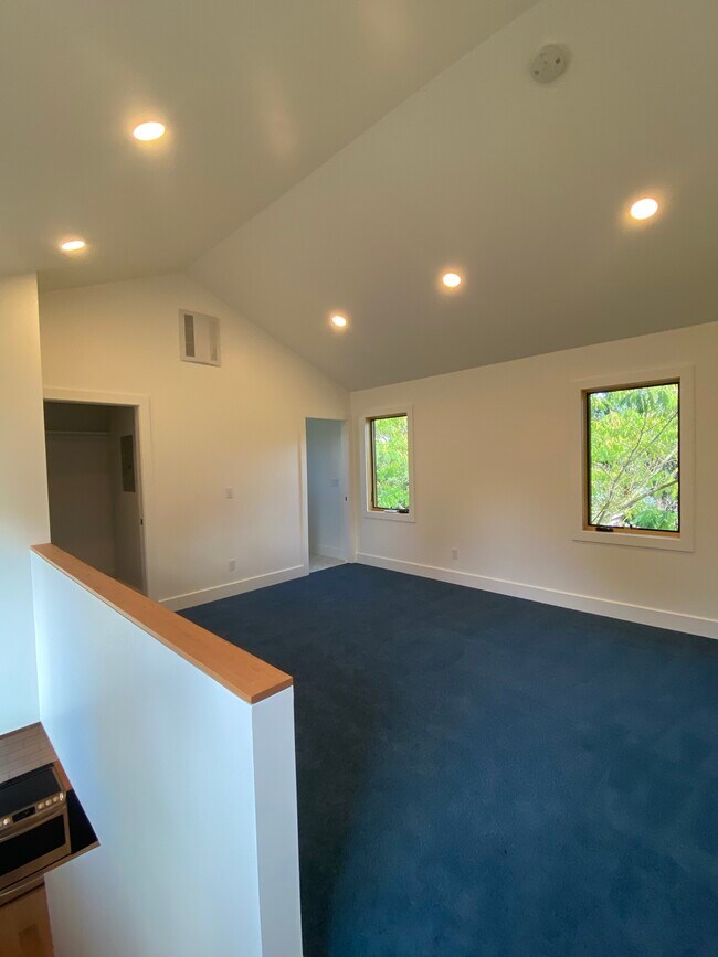 Foto del edificio - 1331 NE Webster St