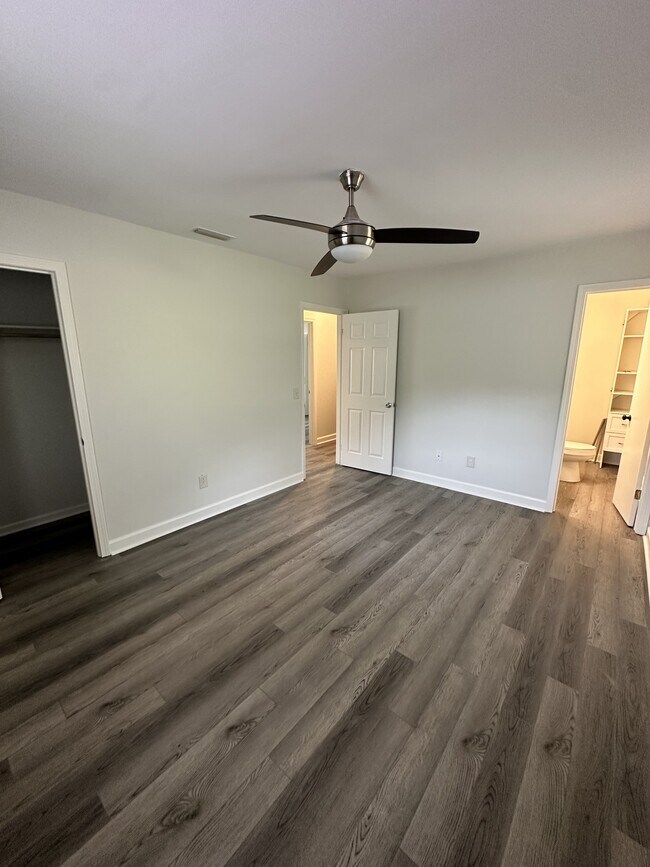 Building Photo - 385 Co Rd 56