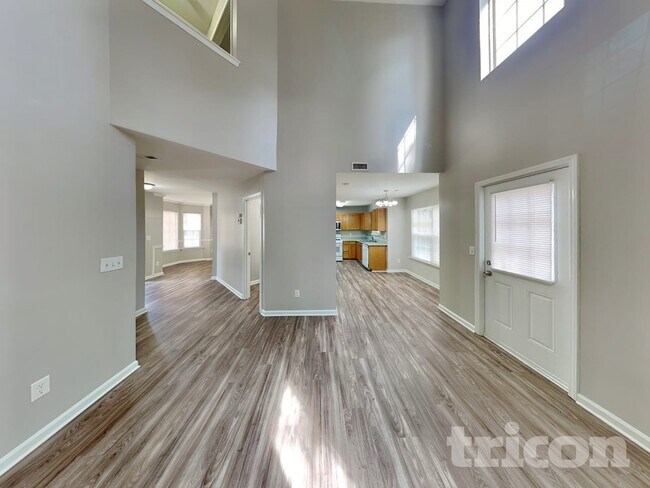 Foto del edificio - 14517 Arbor Ridge Dr