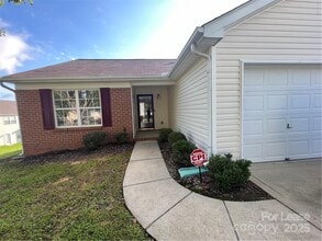 Building Photo - 1216 Elise Marie Dr