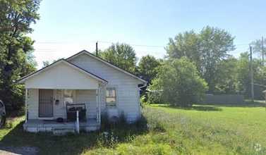 Building Photo - 4013 Kenneth Ave