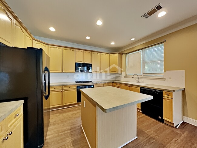 Foto del edificio - 1238 Wood Iris Ln