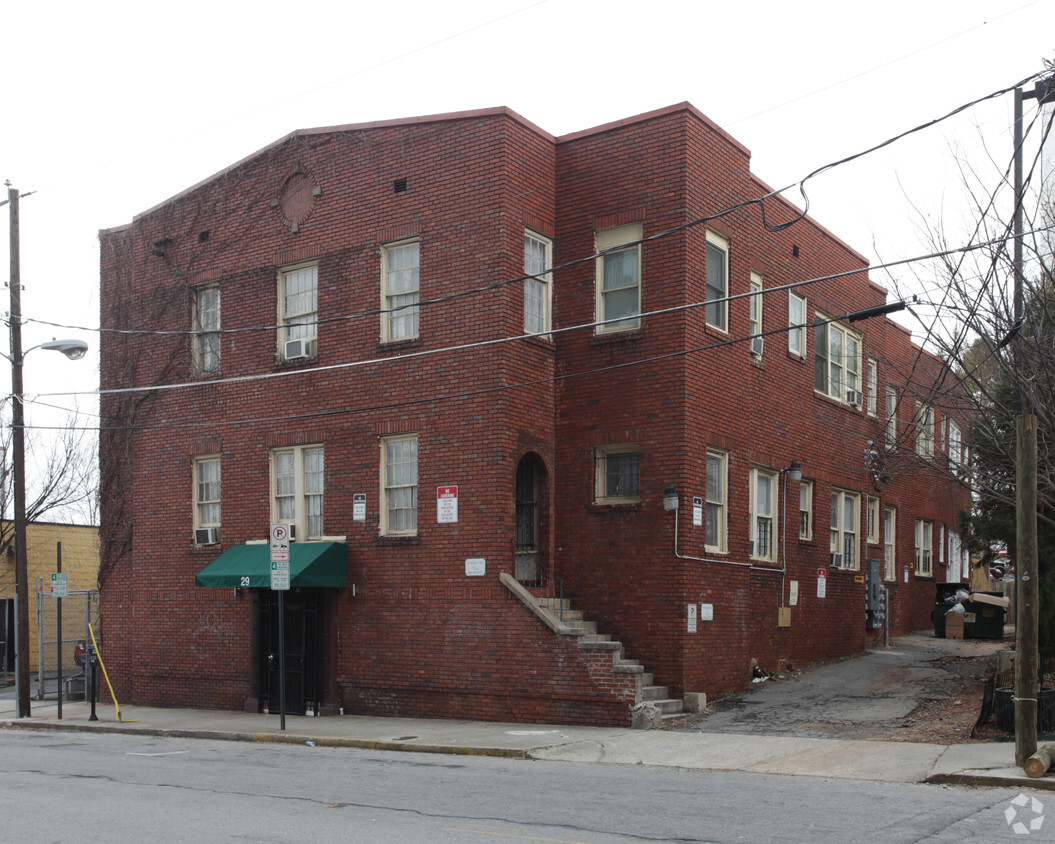Building Photo - 29 Peachtree Pl